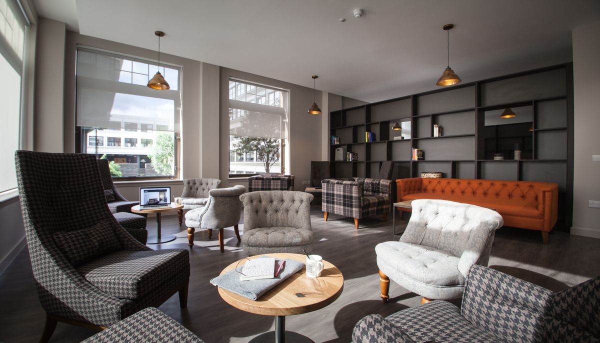 Student in Glasgow Hello Student