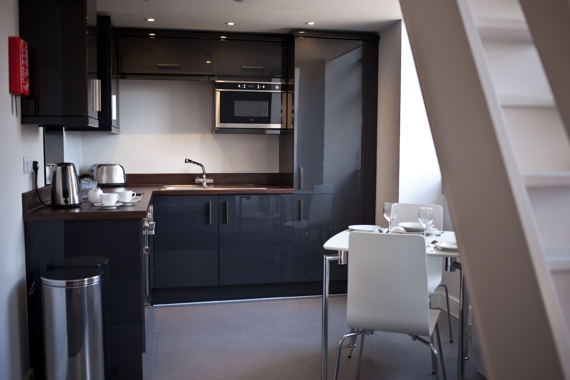 Dean-Clarke-Lofts-Student-Accommodation-Exeter-duplex-kitchen.jpg